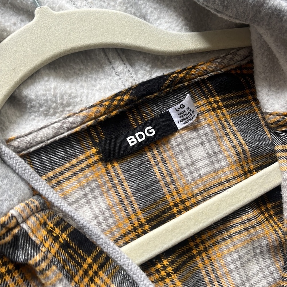 Flannel - Picture 3 of 3